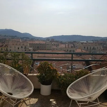 Modern Spacious With A Great View Nicea