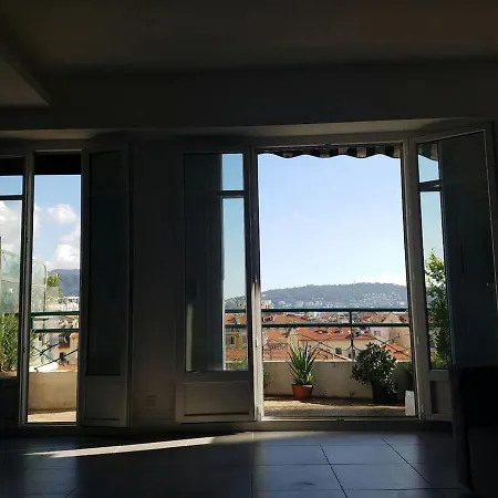 Apartament Modern Spacious With A Great View Nicea